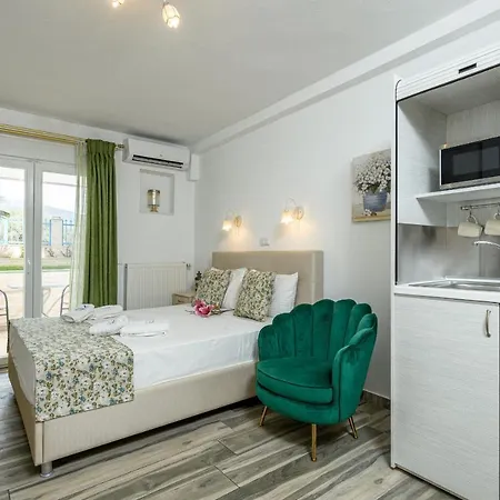Stratos Deluxe Apartments Skala Potamia  Extérieur photo
